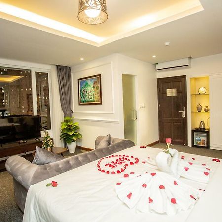 Adeline Hotel Hanoi Exterior photo